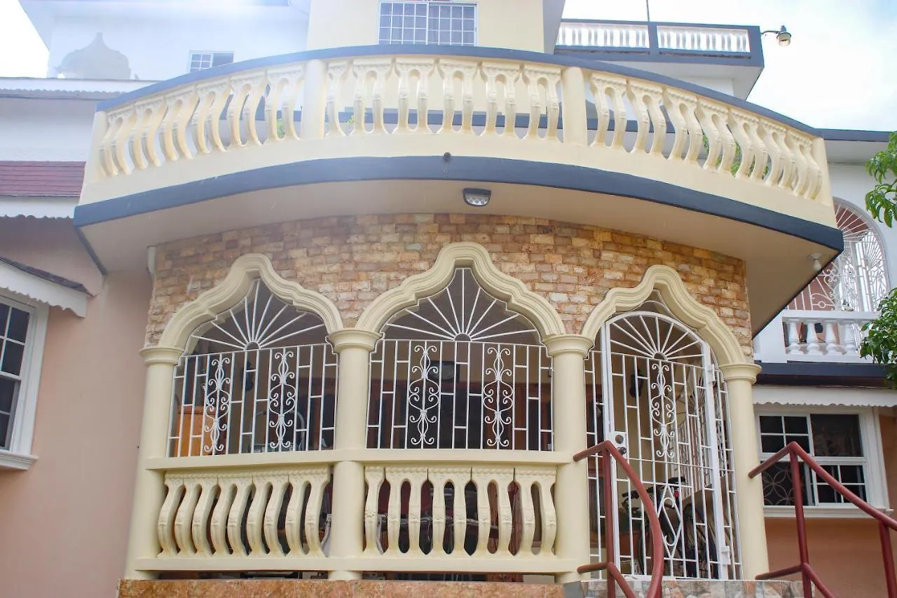 Gasthof Van Villa Guesthouse Negril Jamaika