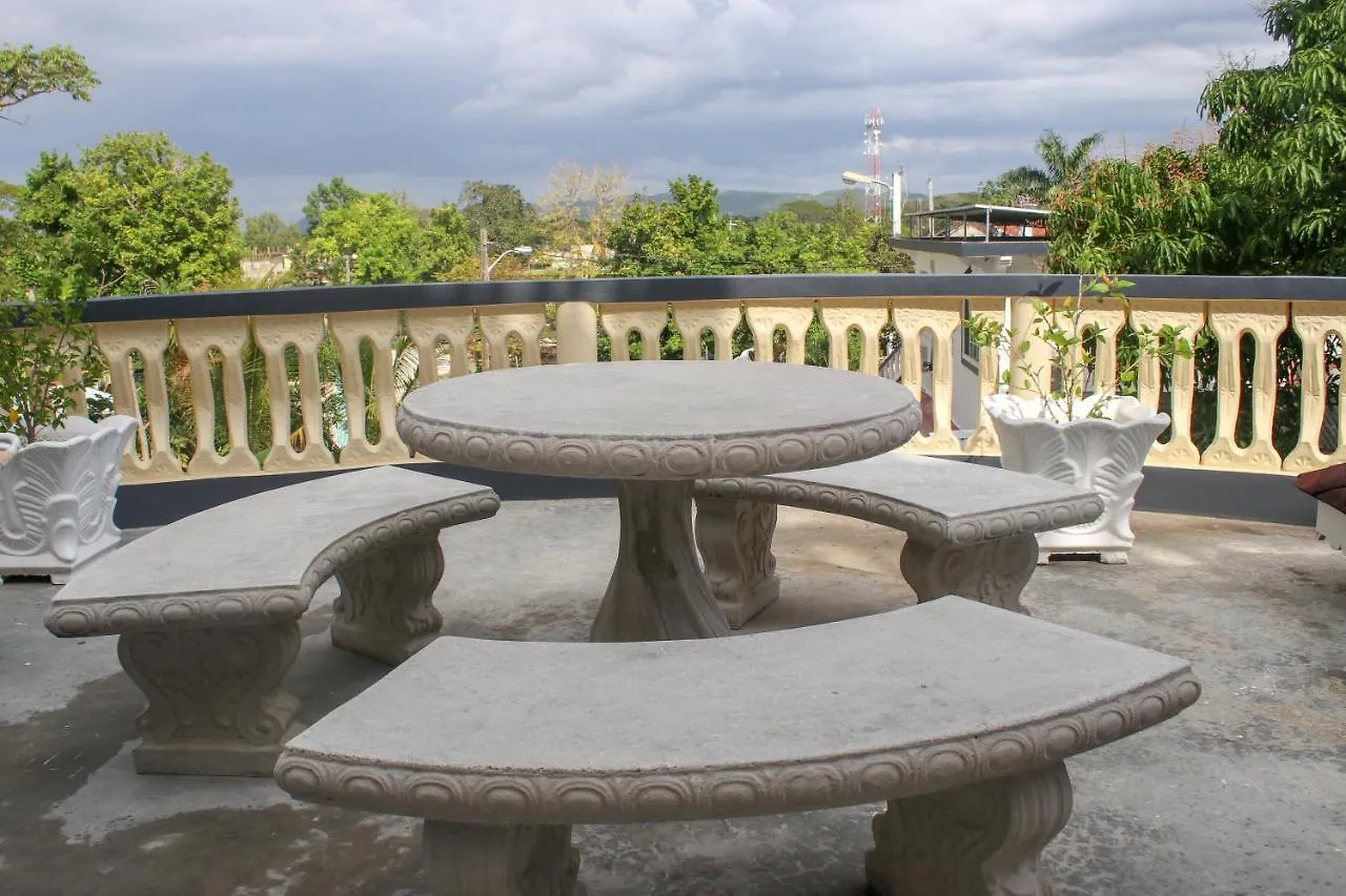 Van Villa Guesthouse Negril Gasthof