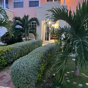 https://comfort-ocho-rios.hotelsochorios.net
